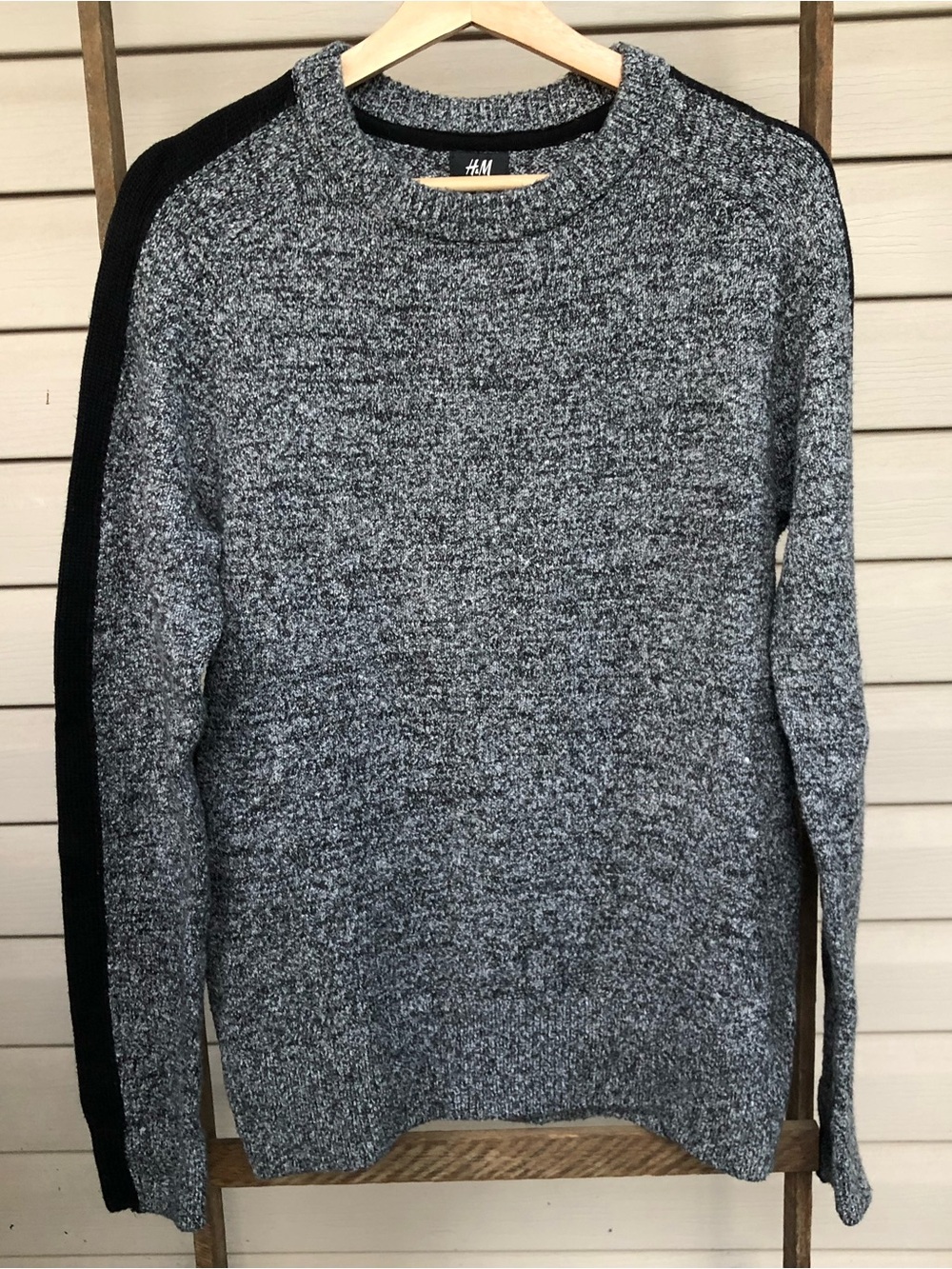 H&M Men's Heather Gray Crewneck Sweater with Black Sleeve Panel